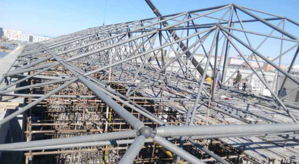 榆林细数网架装配中抉择应用钢结构对室第的优势